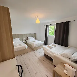 Milanforester Apartament